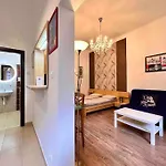 City Heart Cozy Apartment With 2Ppl/Wifi